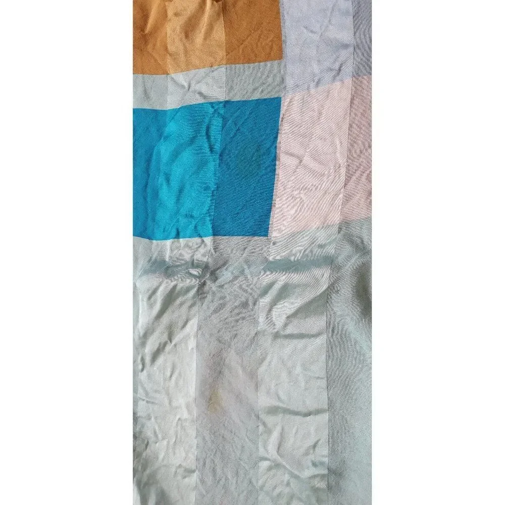 Vintage Oscar de la Renta SIlk Scarf Sze 33x34
